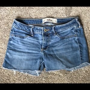 Hollister cutoff jean shorts, size 5R